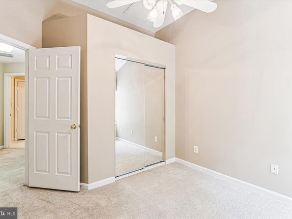 1307 Windleaf Drive 139  N, Reston VA 20194