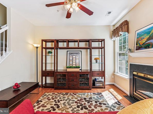 1307 Windleaf Drive 139  N, Reston VA 20194