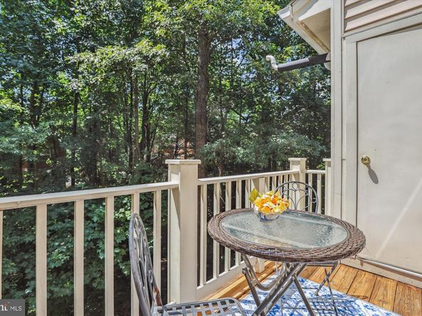 1307 Windleaf Drive 139  N, Reston VA 20194