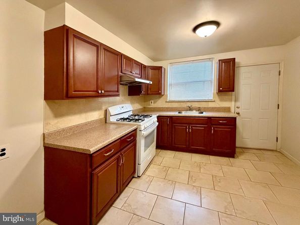 1748 S Chadwick Street, Philadelphia PA 19145