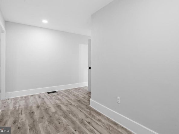 5944 Catharine Street, Philadelphia PA 19143