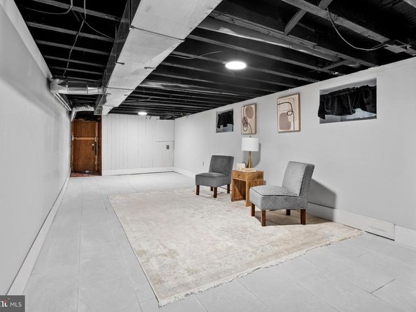 5944 Catharine Street, Philadelphia PA 19143