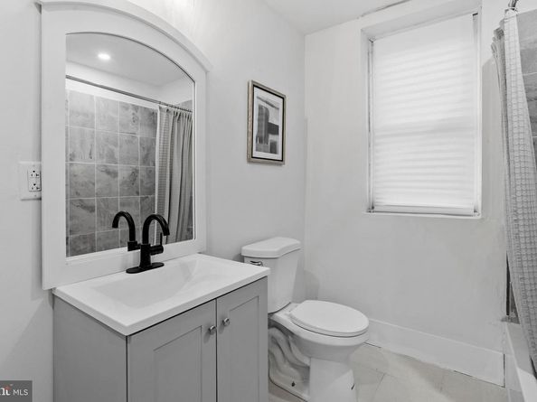 5944 Catharine Street, Philadelphia PA 19143
