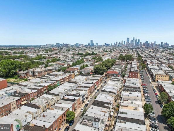 2620 S Colorado Street, Philadelphia PA 19145