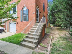 4720 Minor Circle, Alexandria VA 22312