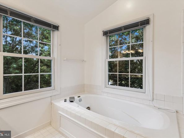 4720 Minor Circle, Alexandria VA 22312