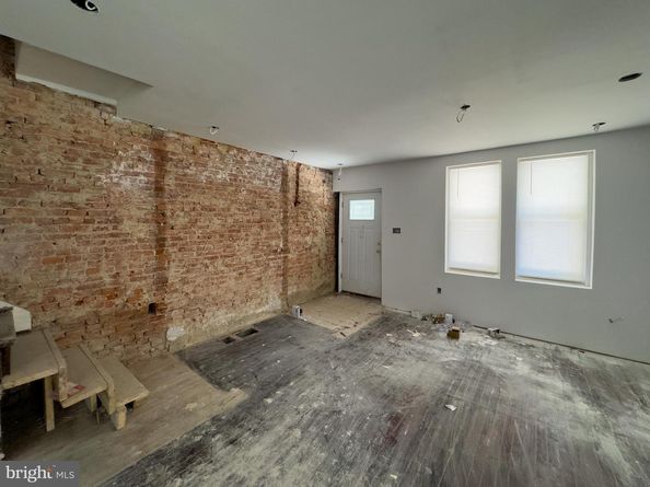 543 E Locust Avenue, Philadelphia PA 19144
