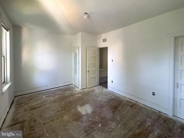543 E Locust Avenue, Philadelphia PA 19144