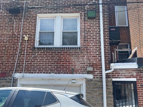 3841 J Street, Philadelphia PA 19124
