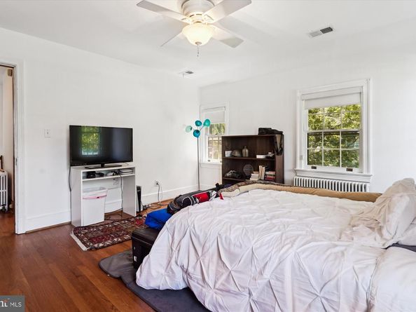 133 N Highland Street N, Arlington VA 22201