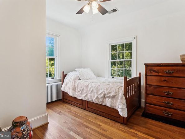 133 N Highland Street N, Arlington VA 22201