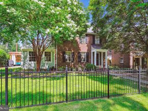 133 N Highland Street N, Arlington VA 22201