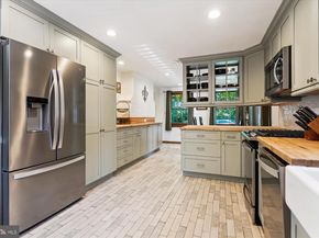 133 N Highland Street N, Arlington VA 22201