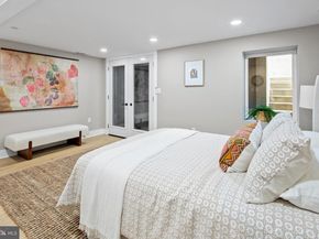 1008 4TH Street NE 1, Washington DC 20002