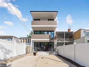 1008 4TH Street NE 1, Washington DC 20002
