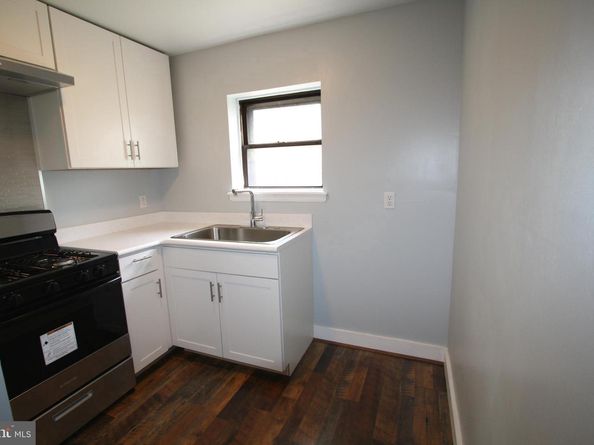 512 Mercy Street, Philadelphia PA 19148
