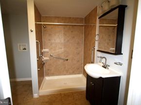 512 Mercy Street, Philadelphia PA 19148