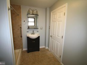 512 Mercy Street, Philadelphia PA 19148