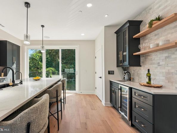 6985 Silverwood Street, Philadelphia PA 19128