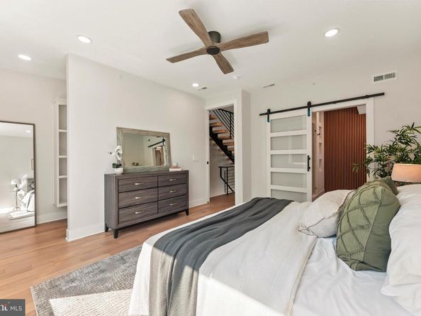 6985 Silverwood Street, Philadelphia PA 19128