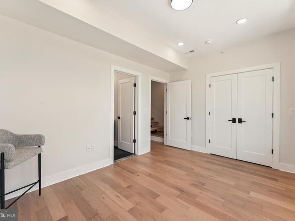 6985 Silverwood Street, Philadelphia PA 19128
