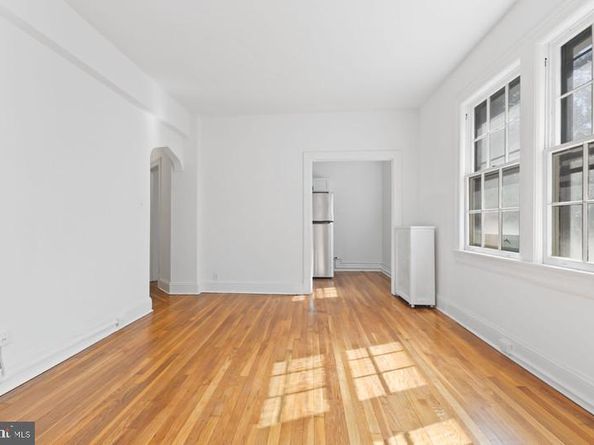 2707 Adams Mill Road NW 205, Washington DC 20009