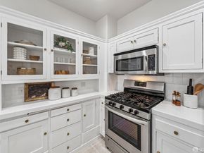 1257 Chestnut Street 2, San Francisco CA 94109