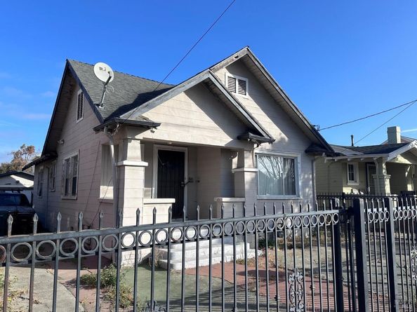 2327 80th Avenue, Oakland CA 94605
