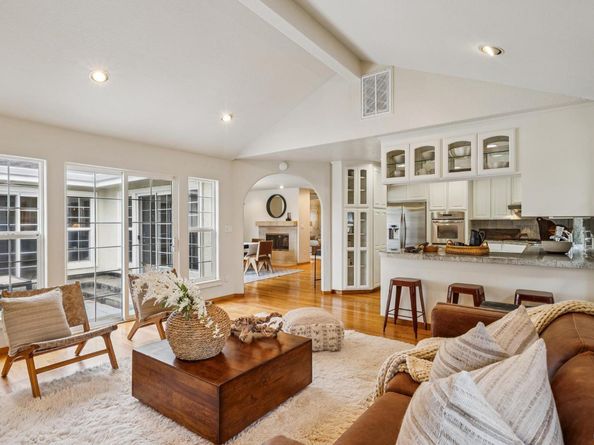 18677 Mccoy Avenue, Saratoga CA 95070