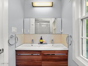 25 Summit Road, Riverside CT 06878