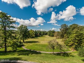 188 Round Hill Road, Greenwich CT 06831