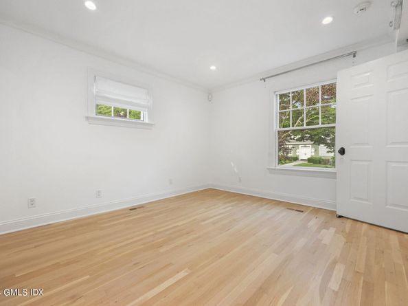 6 Benedict Place, Greenwich CT 06830