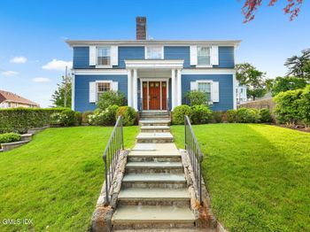 6 Benedict Place