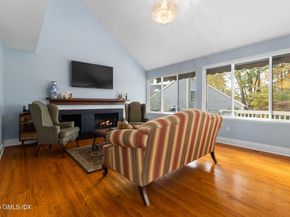 626 W Lyon Farm Drive 626, Greenwich CT 06831