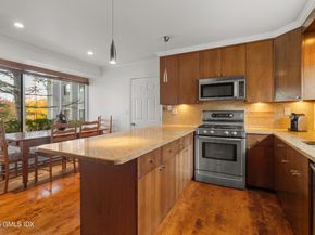 626 W Lyon Farm Drive 626, Greenwich CT 06831