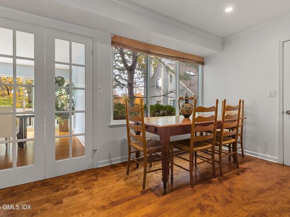 626 W Lyon Farm Drive 626, Greenwich CT 06831