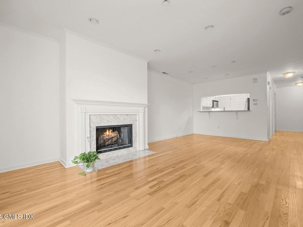 51 Forest Avenue 82, Old Greenwich CT 06870