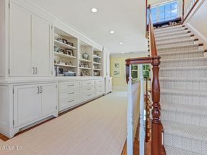 6 Gilliam Lane, Riverside CT 06878