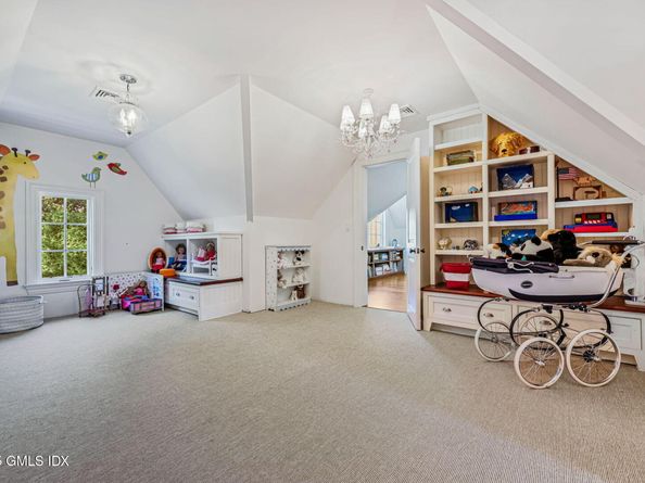 6 Gilliam Lane, Riverside CT 06878