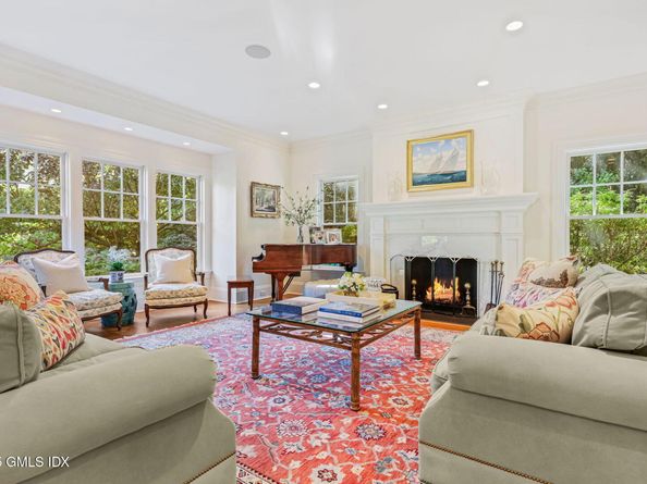 6 Gilliam Lane, Riverside CT 06878