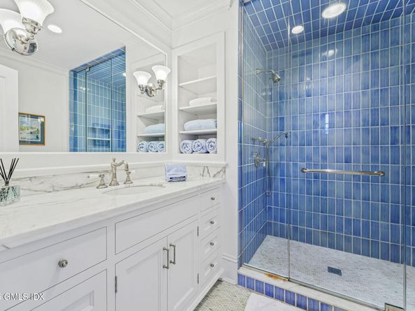 6 Gilliam Lane, Riverside CT 06878