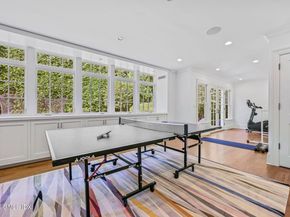 6 Gilliam Lane, Riverside CT 06878