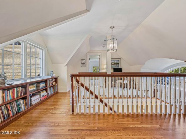 6 Gilliam Lane, Riverside CT 06878