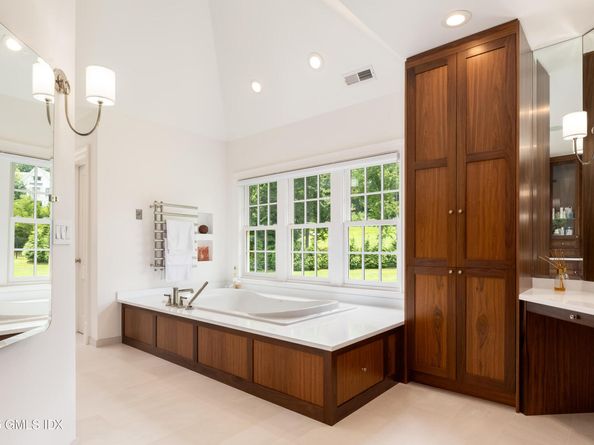 28 Thunder Mountain Road, Greenwich CT 06831