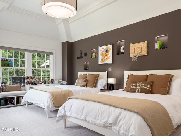 28 Thunder Mountain Road, Greenwich CT 06831