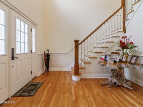 15 Deepwoods Lane, Old Greenwich CT 06870