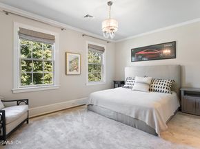 21 Binney Lane, Old Greenwich CT 06870