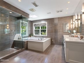 21 Binney Lane, Old Greenwich CT 06870