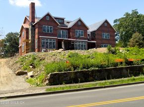 68 Dearfield Drive, Greenwich CT 06830
