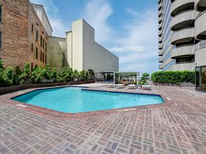 5000 Montrose Boulevard 21A, Houston TX 77006